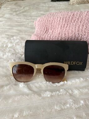Wildfox Cream Frame Sunglasses with Brown Gradient Lenses with case